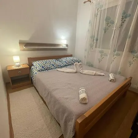 Apartman Niko * Ugljan